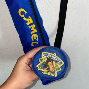 Vintage joe camel can holder